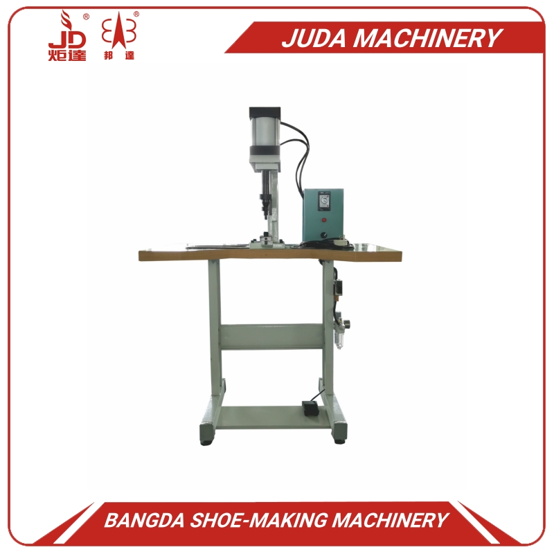 BD-103 Semi-automatic Plastic Button Riveting Machine